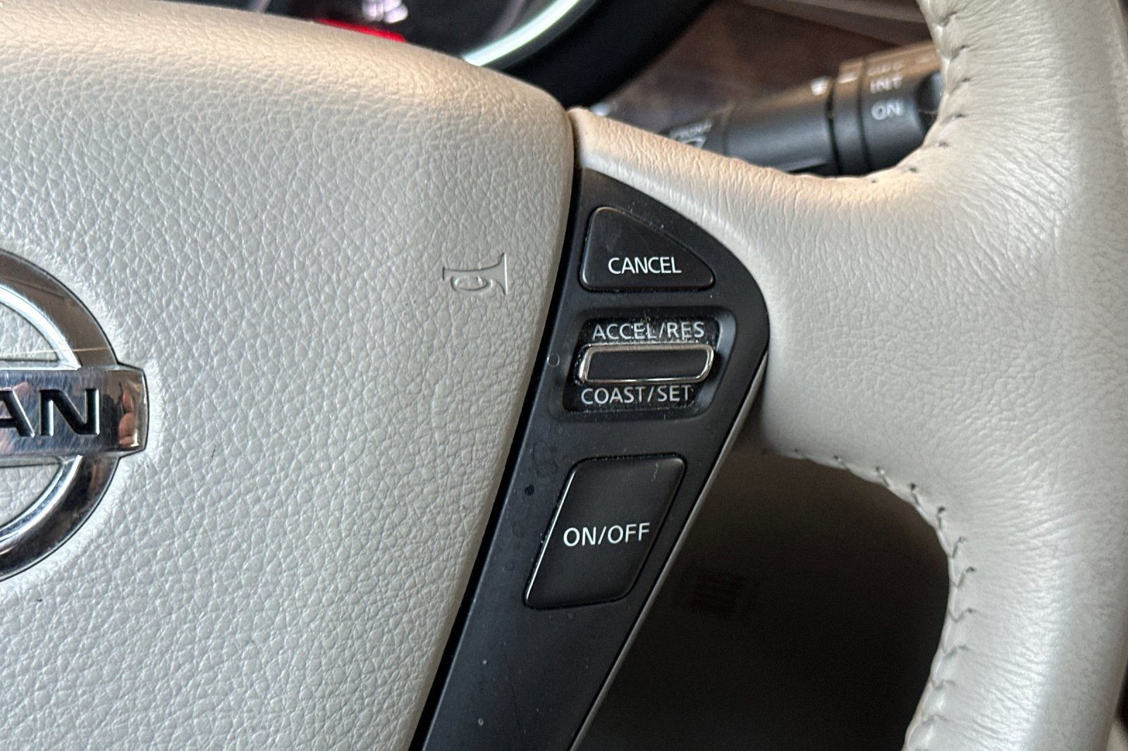 Used 2015 Nissan Quest SL w/ Value Cargo Package FWD image 28