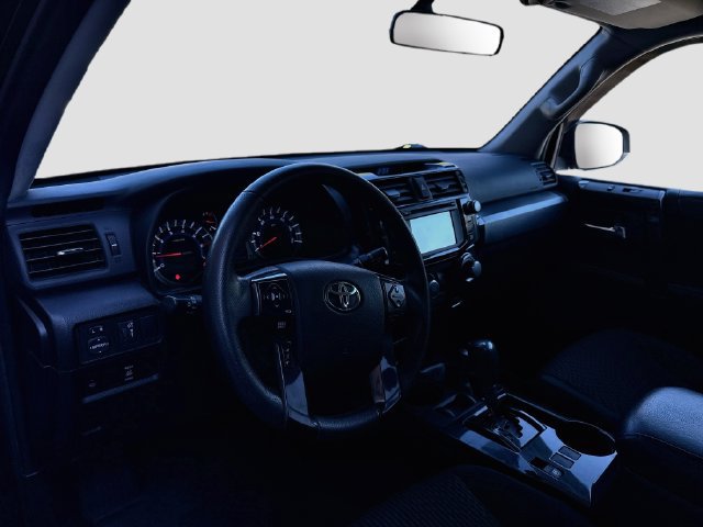 Used 2016 Toyota 4Runner Trail AWD/4WD image 9
