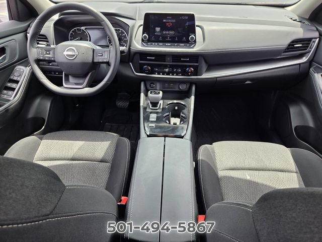 Used 2026 Nissan Rogue SV FWD image 14