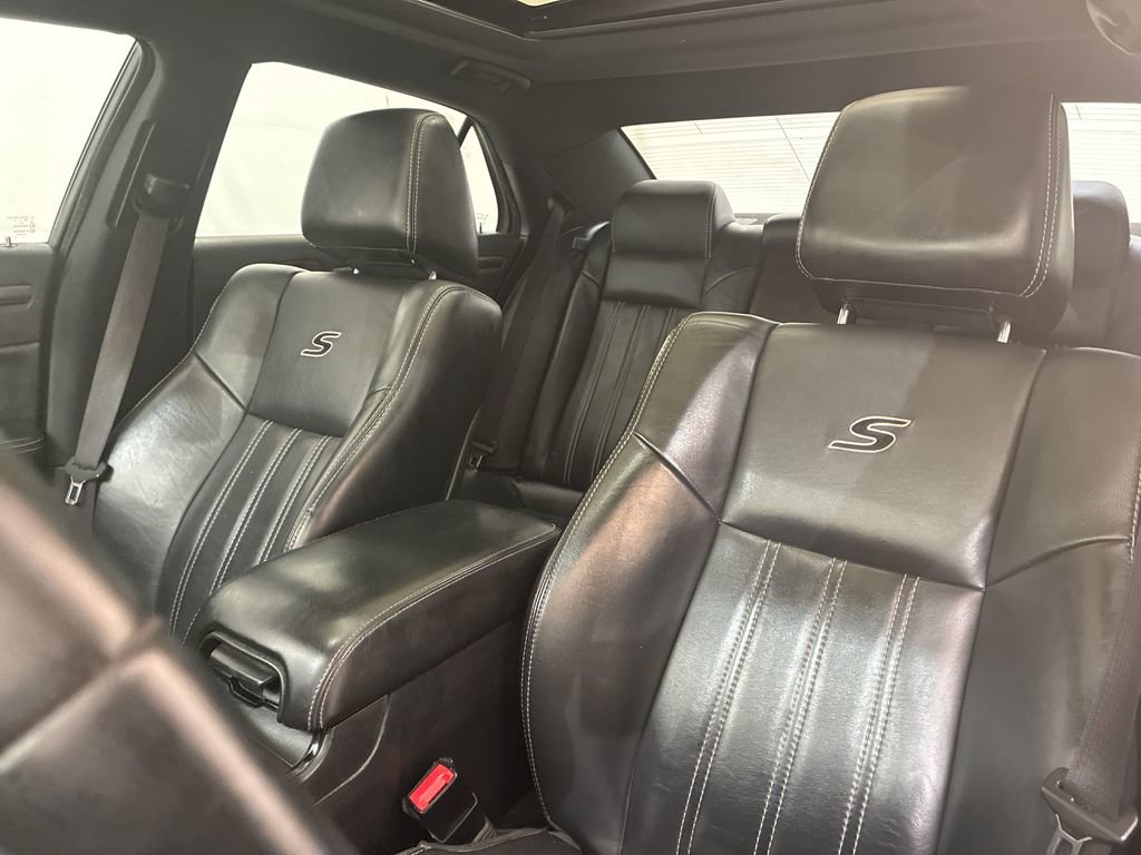 Used 2014 Chrysler 300 S AWD/4WD image 10