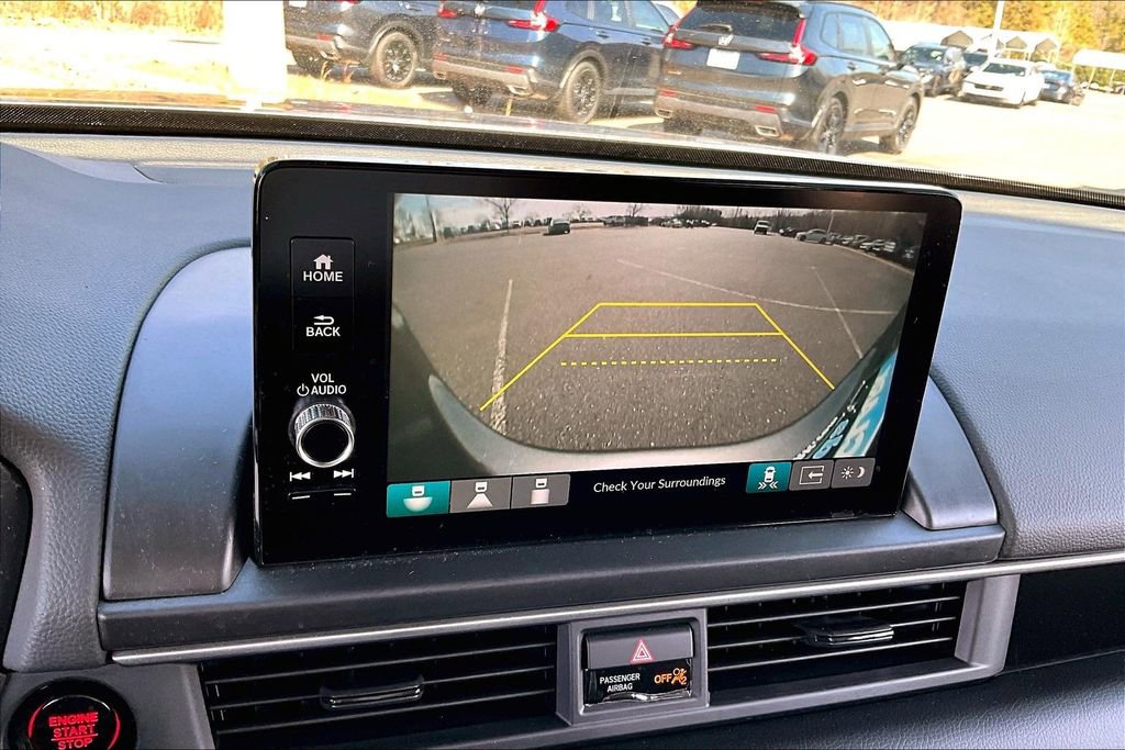 Used 2025 Honda Pilot EX-L image 13