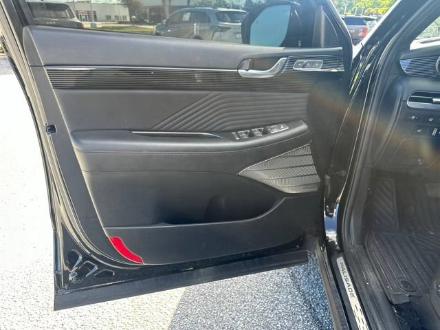 Used 2025 Hyundai Palisade Calligraphy AWD/4WD image 18