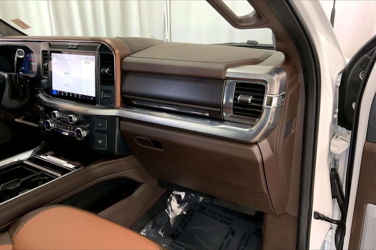 Certified 2025 Ford F350 King Ranch image 16