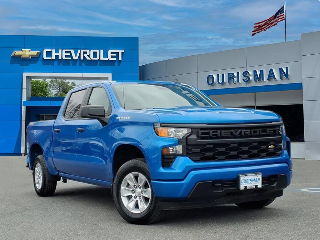 Used 2025 Chevrolet Silverado 1500 Custom w/ Turbomax Blackout Package image 1