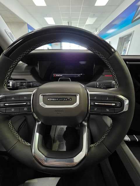 Used 2026 GMC Acadia Denali w/ Super Cruise Package AWD/4WD image 14