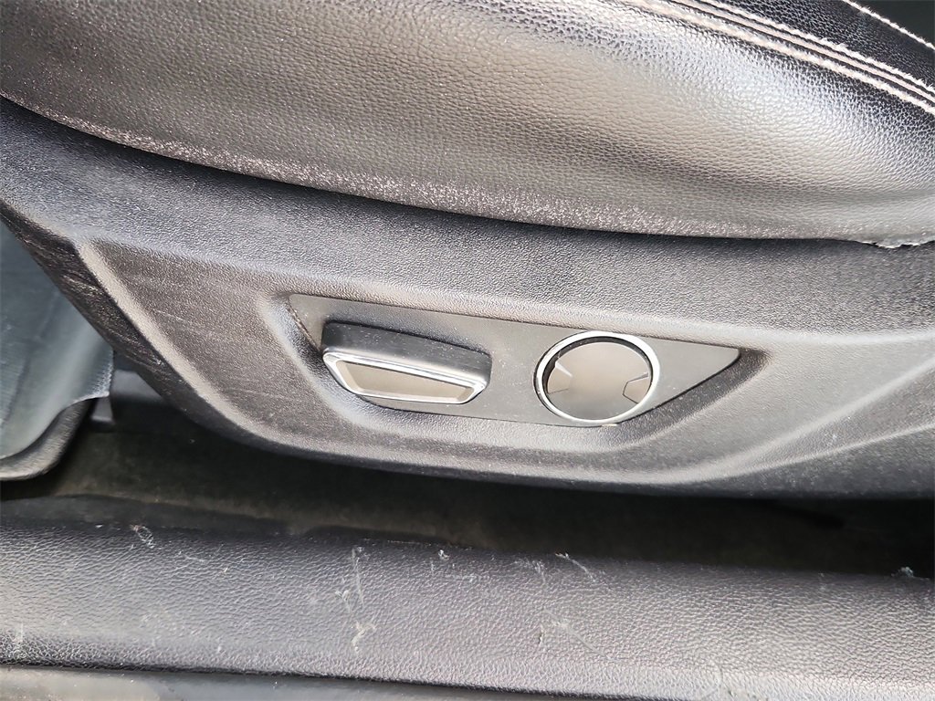 Used 2017 Ford Mustang GT Premium image 8