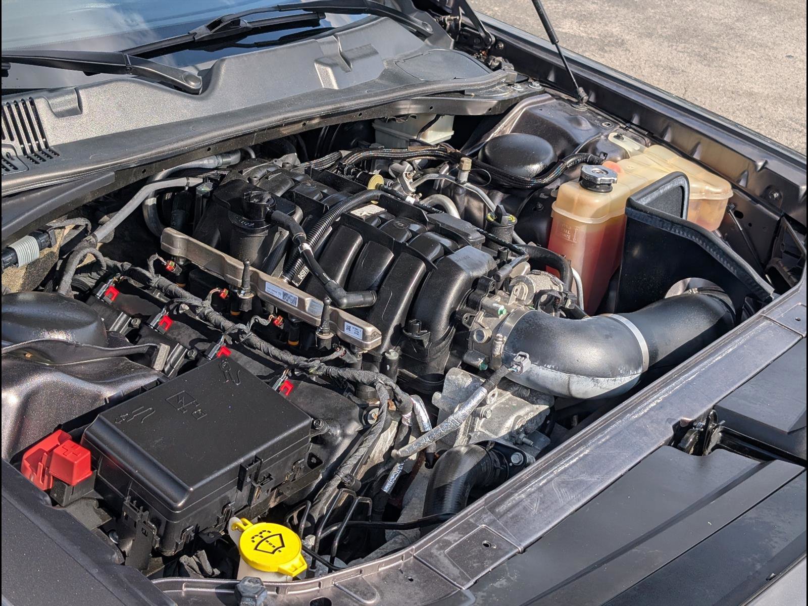 Used 2016 Dodge Challenger R/T Plus image 24