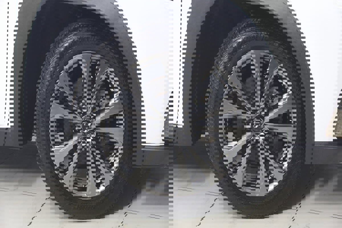 Used 2020 Lexus UX 250h F Sport w/ F Sport Luxury Package image 15