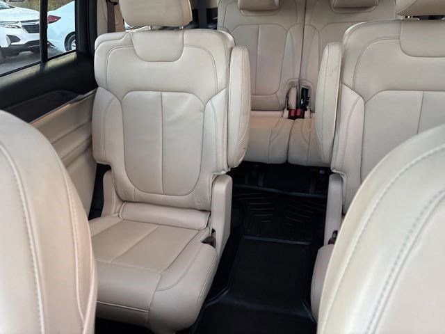 Used 2021 Jeep Grand Cherokee L Limited image 32