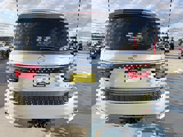 Certified 2021 Nissan Armada SL w/ Captain's Chairs Package image 8