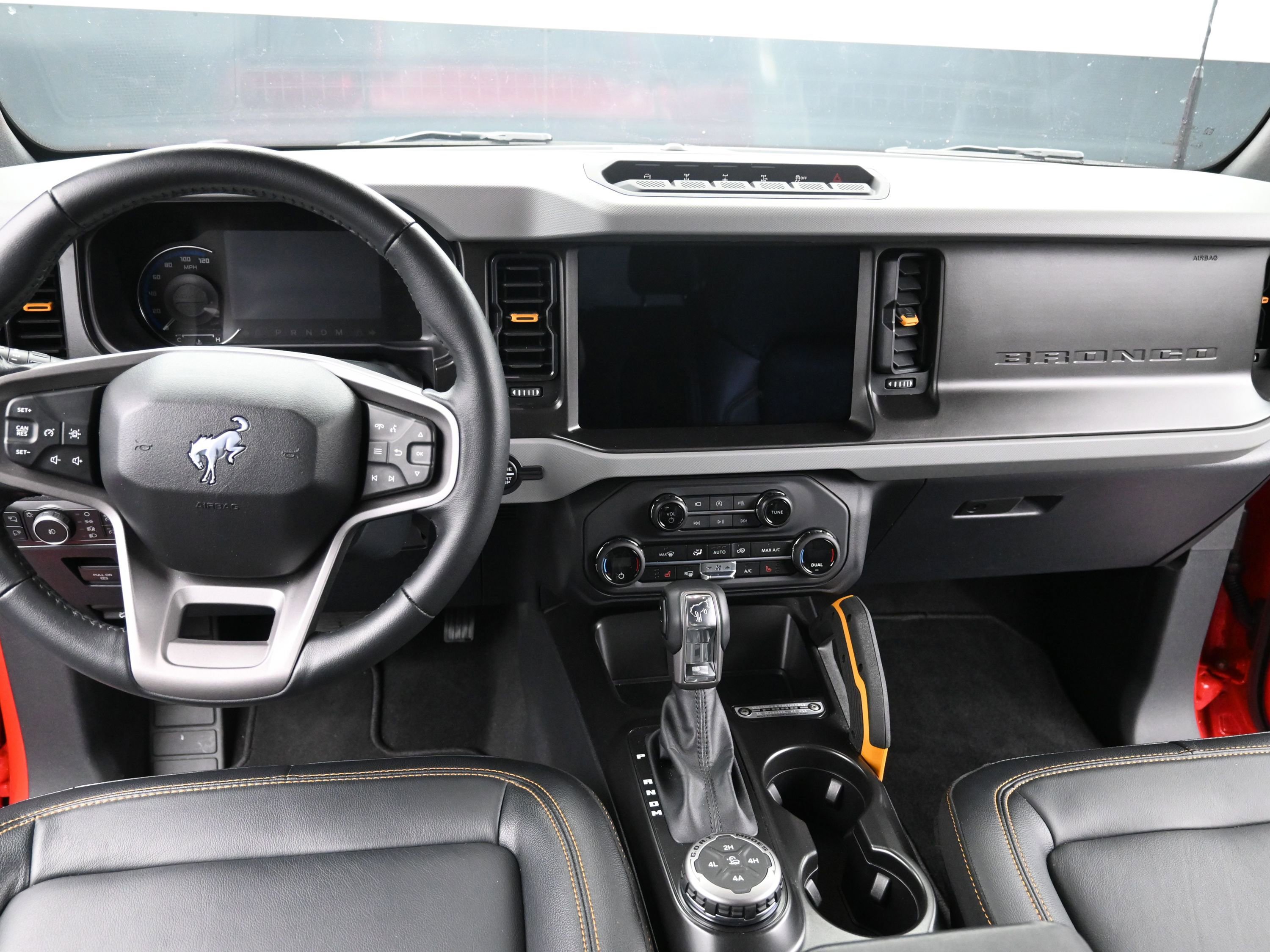 Used 2023 Ford Bronco Badlands AWD/4WD image 13