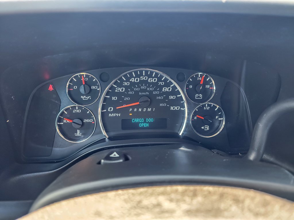 Certified 2018 Chevrolet Express 2500 w/ Driver Convenience Package image 10