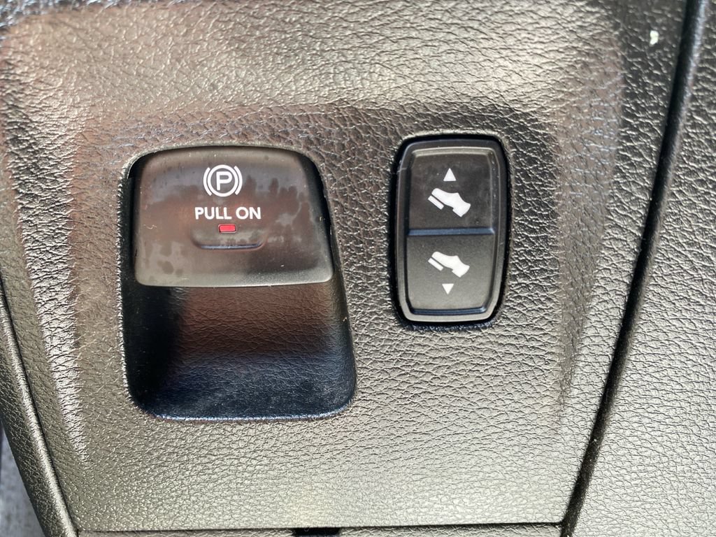 Used 2023 RAM 1500 Limited AWD/4WD image 38