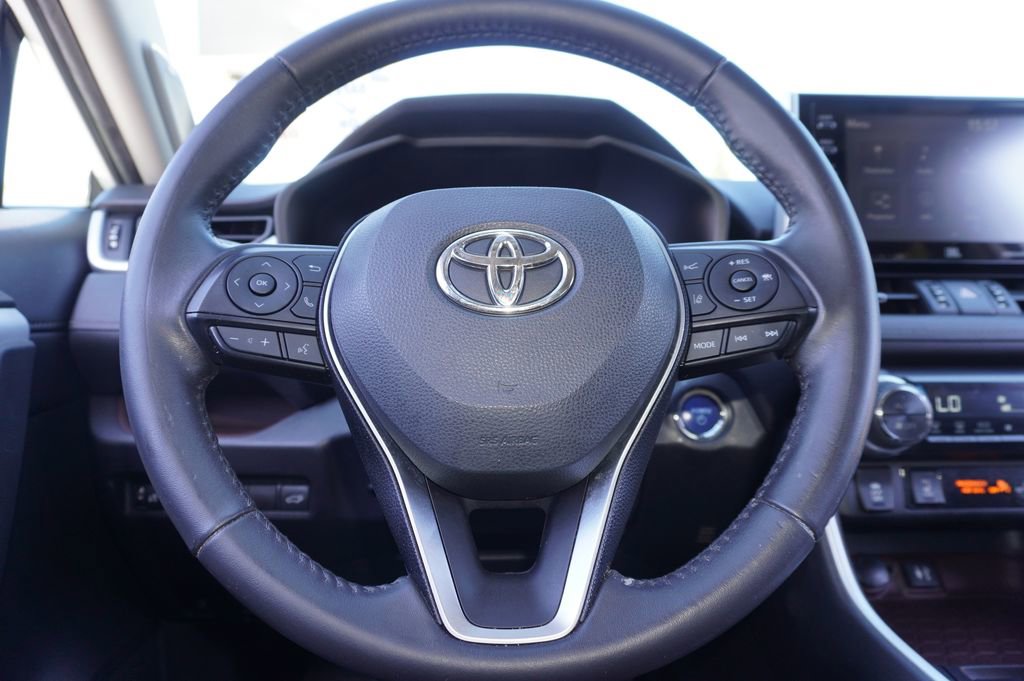 Used 2019 Toyota RAV4 Limited w/ Carpet Mat Package AWD/4WD image 22