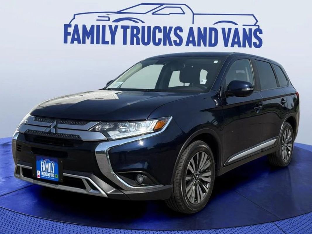 Used 2020 Mitsubishi Outlander SE