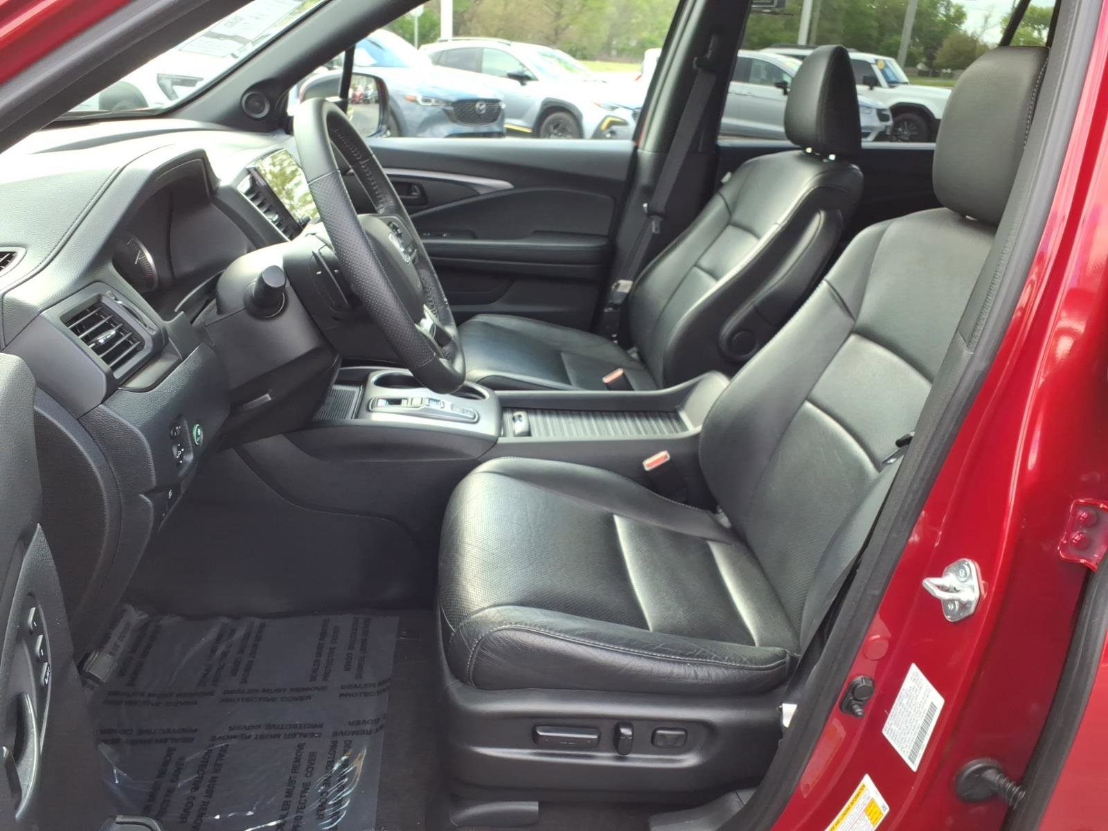 Used 2023 Honda Passport EX-L image 4