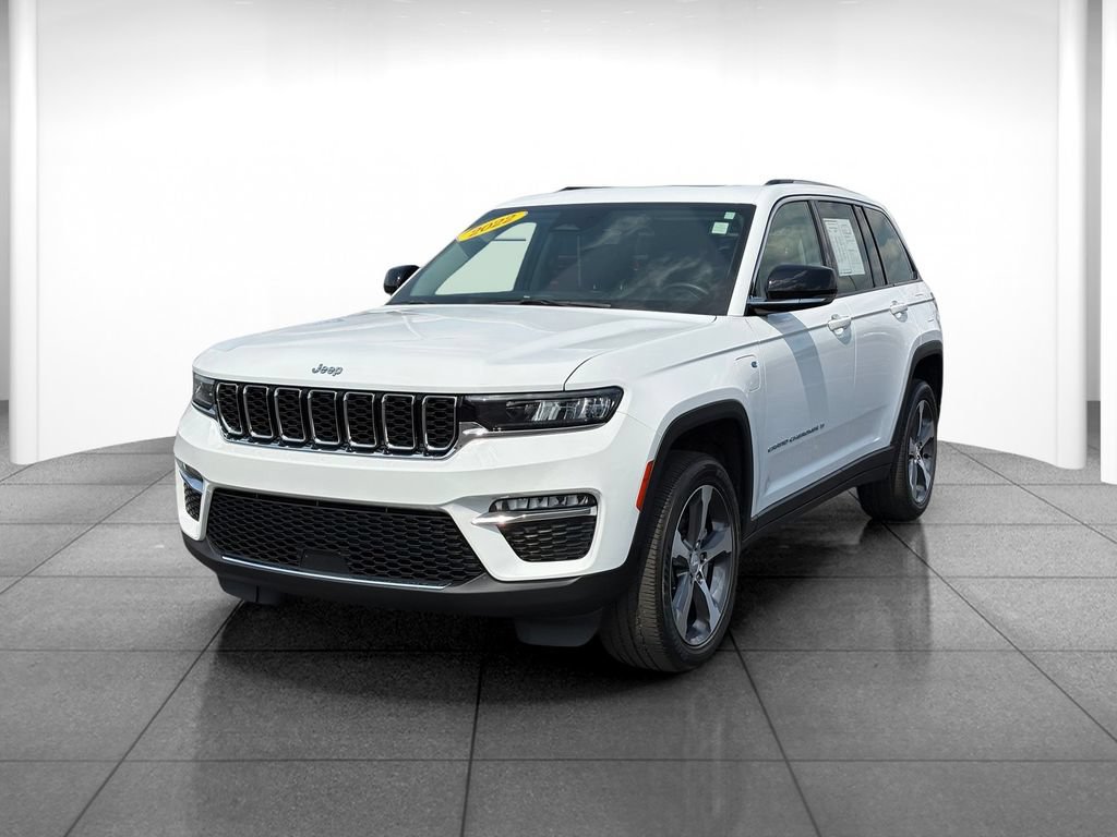 Used 2022 Jeep Grand Cherokee Limited 4xe AWD/4WD image 4