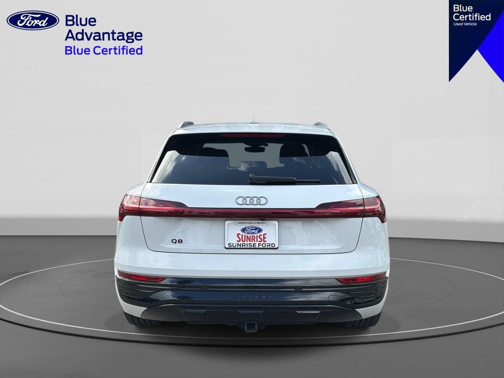 Used 2024 Audi Q8 e-tron Premium AWD/4WD image 6