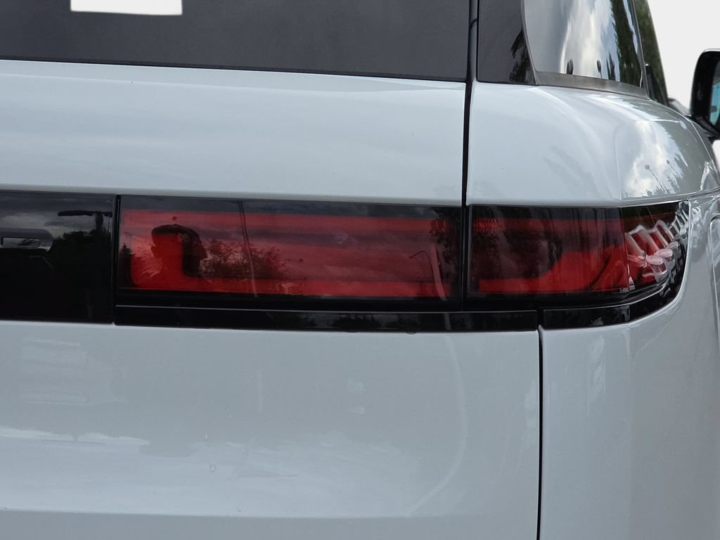 New 2026 Land Rover Range Rover Sport Dynamic SE AWD/4WD image 36