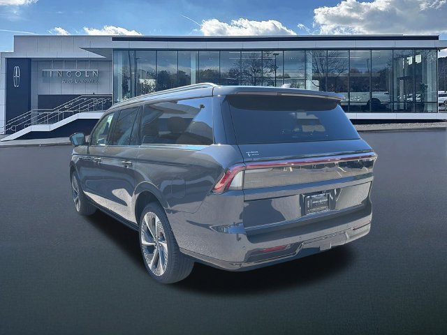 New 2027 Lincoln Navigator L Black Label AWD/4WD image 5