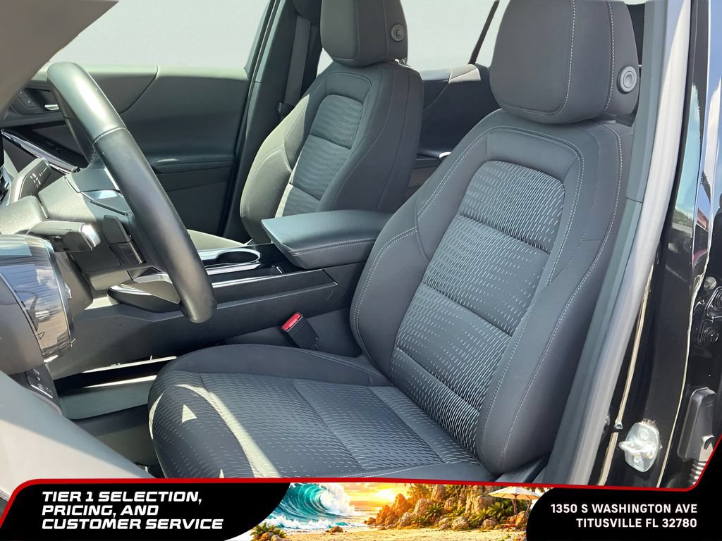 Used 2025 Chevrolet Equinox LT AWD/4WD image 22