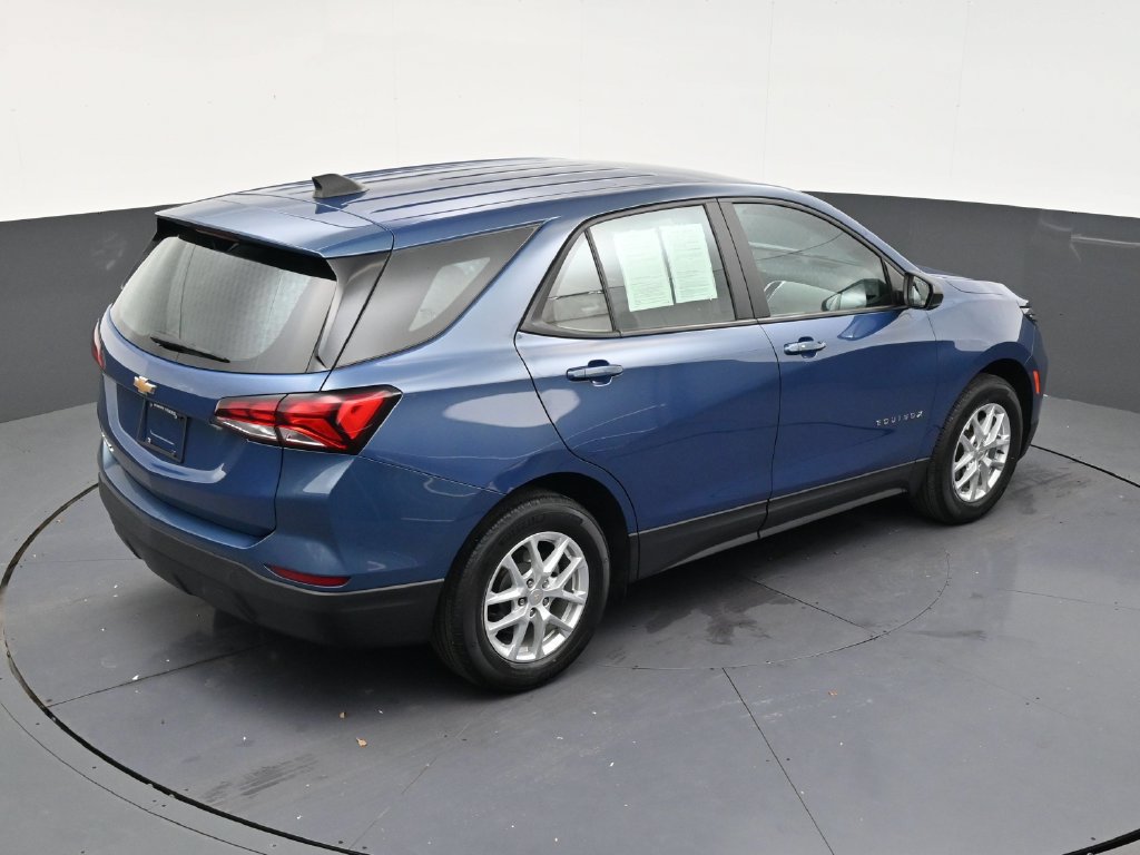 Used 2024 Chevrolet Equinox LS FWD image 13
