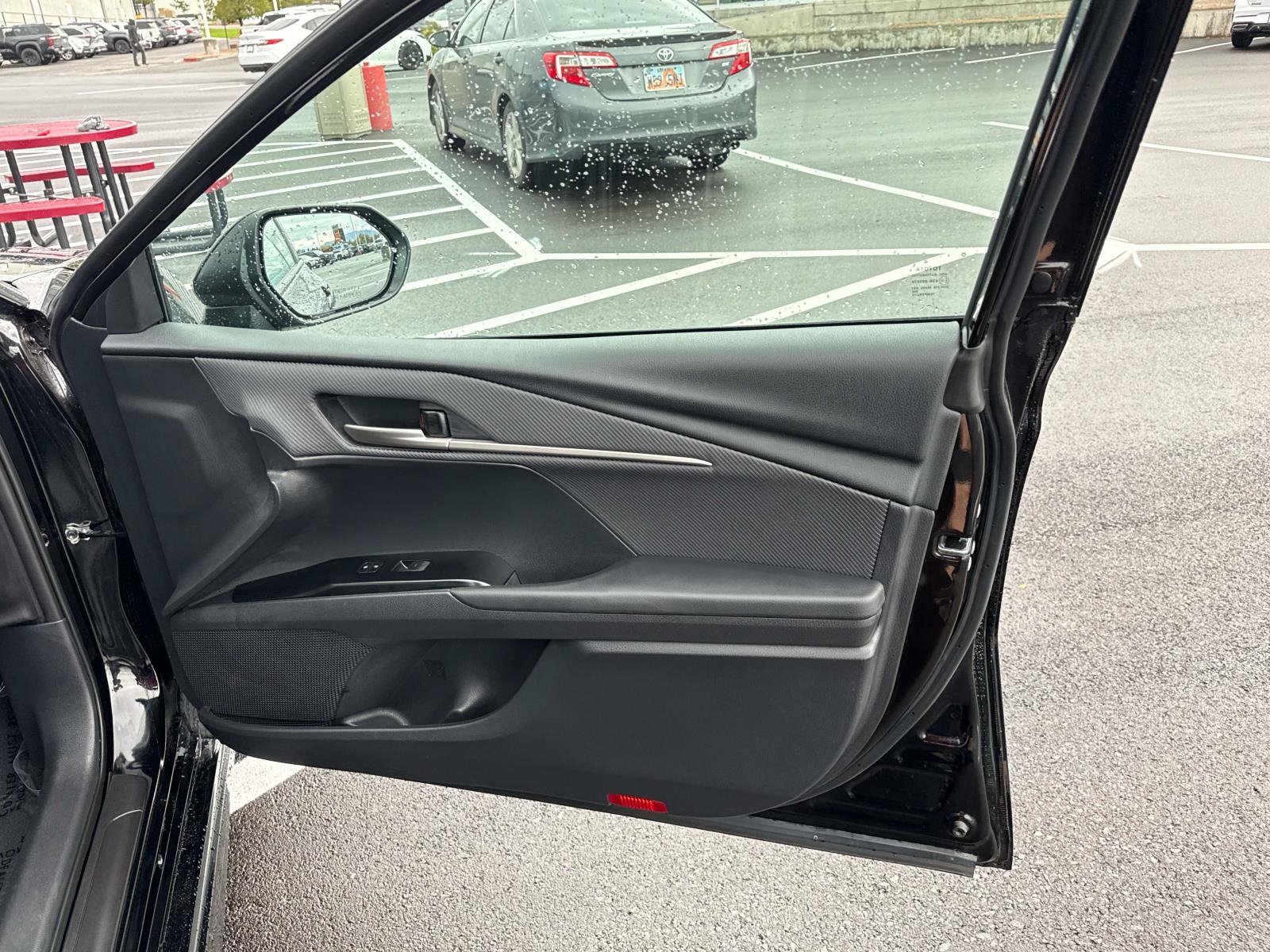 Used 2026 Toyota Camry SE FWD image 19