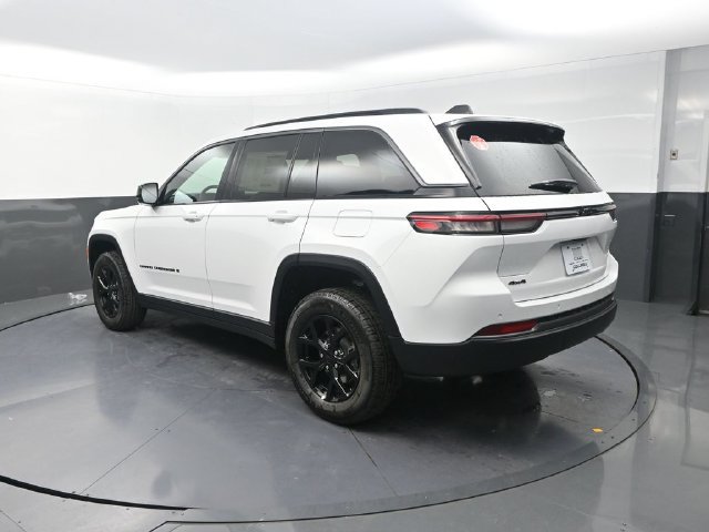 New 2026 Jeep Grand Cherokee Altitude AWD/4WD image 6