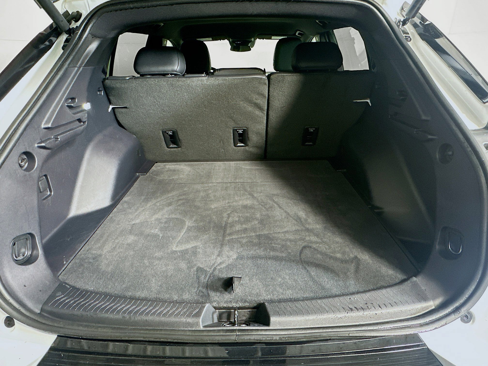 Used 2025 Chevrolet Equinox EV LT FWD image 30