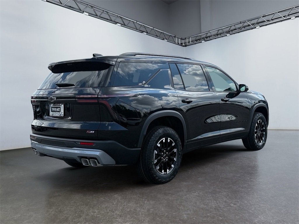 New 2026 Chevrolet Traverse Z71 w/ Enhanced Driving Package image 5