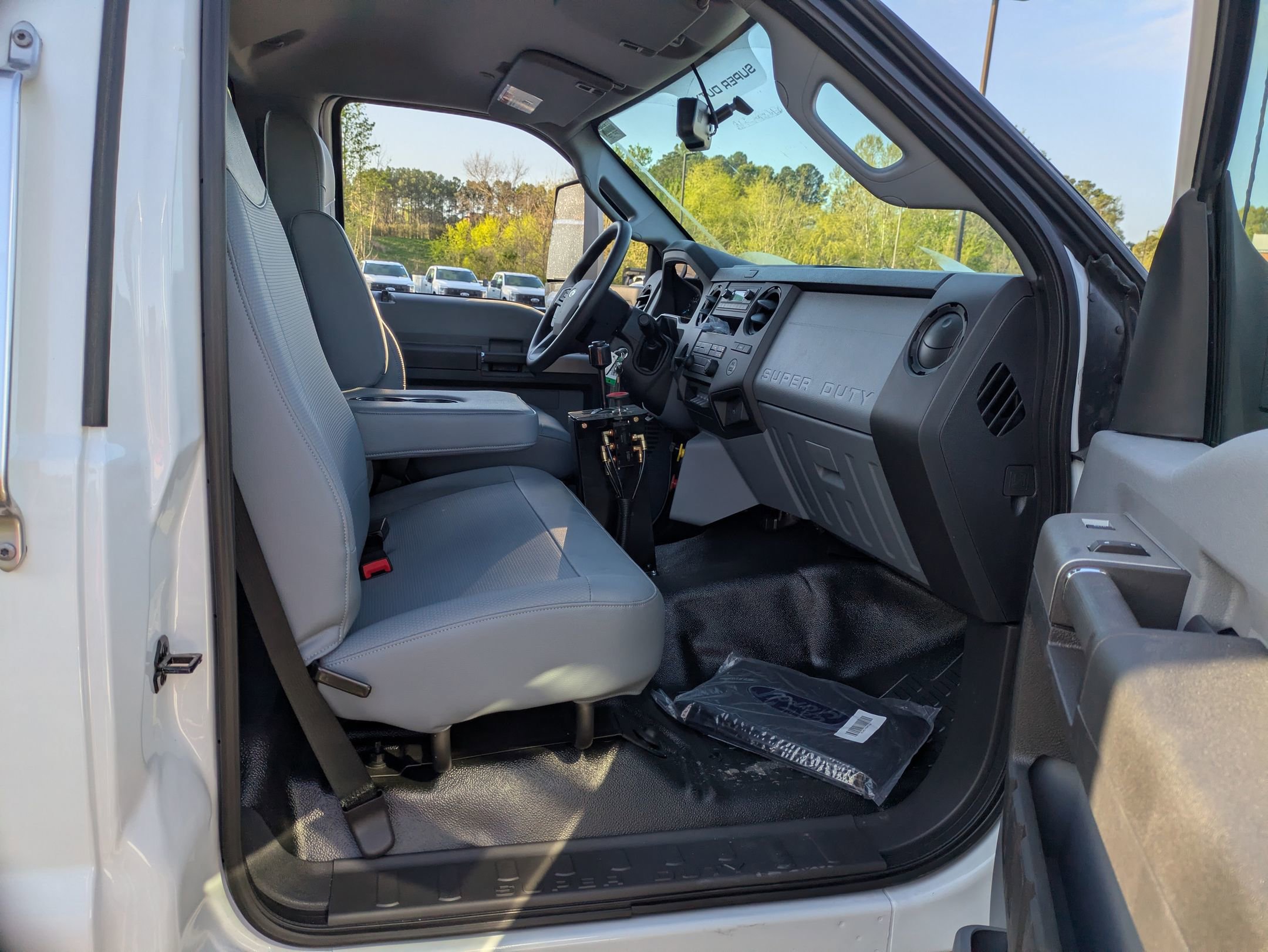 New 2027 Ford F750 2WD Regular Cab Super Duty image 31