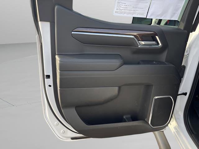 Used 2024 Chevrolet Silverado 1500 RST w/ Redline Edition image 16