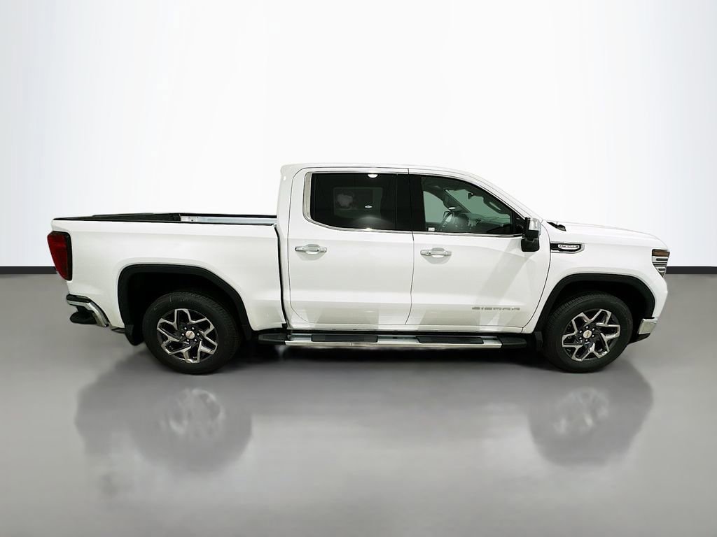 New 2026 GMC Sierra 1500 SLT RWD image 8