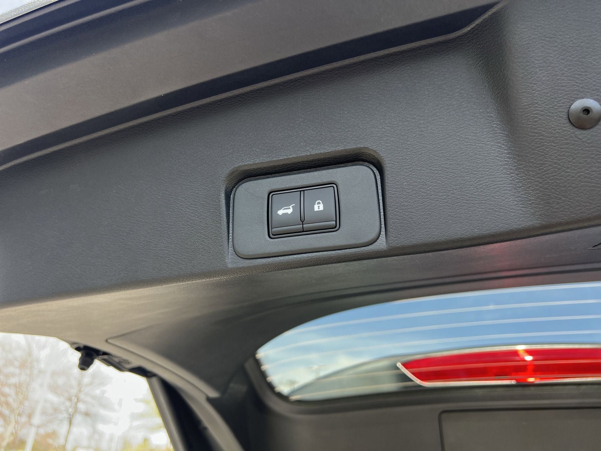 New 2026 Nissan Sentra SV w/ SV Convenience Package FWD image 20