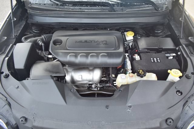 Used 2021 Jeep Cherokee Latitude Plus AWD/4WD image 51