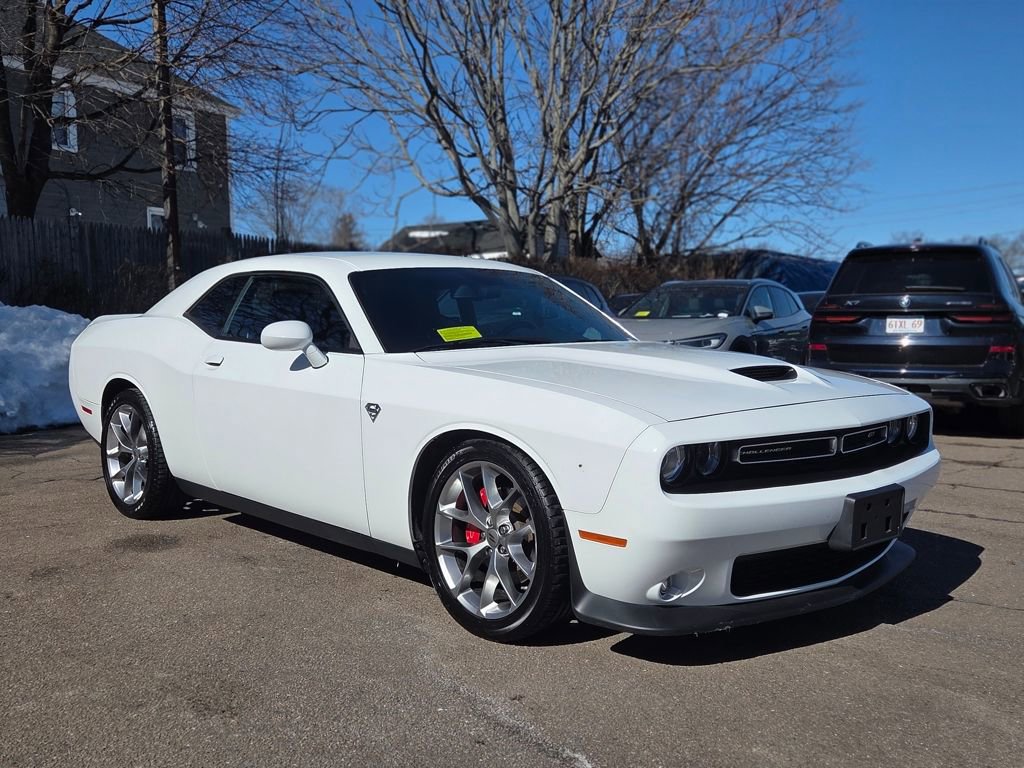 Used 2022 Dodge Challenger GT image 8