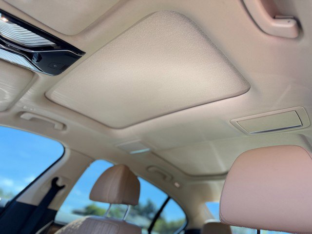 Used 2018 BMW 750i RWD image 24