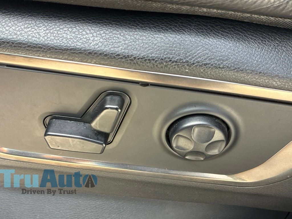 Used 2019 RAM 1500 Limited AWD/4WD image 25