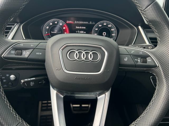 Used 2024 Audi SQ5 Prestige image 23