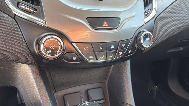 Used 2016 Chevrolet Cruze LT w/ Convenience Package image 20