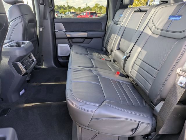 New 2026 Ford F250 Platinum image 31