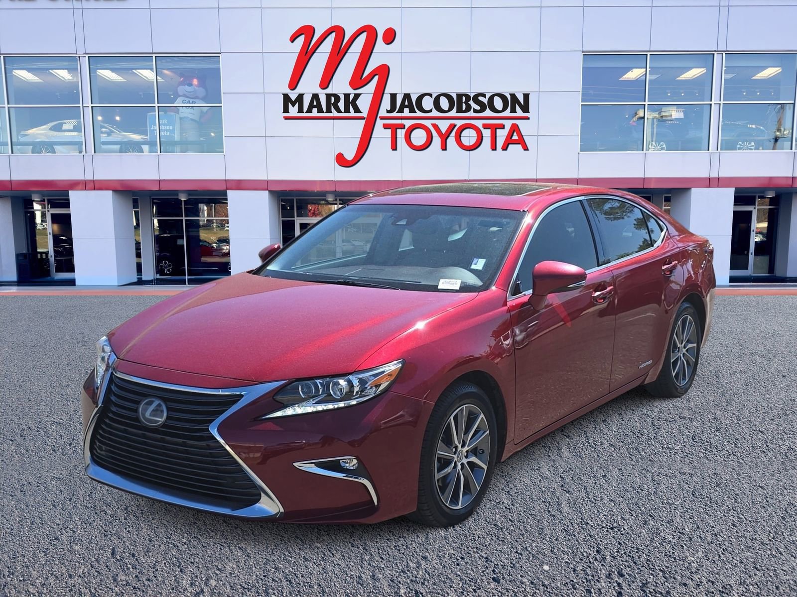 Used 2016 Lexus ES 300h w/ Luxury Package w/Wood Trim FWD image 1