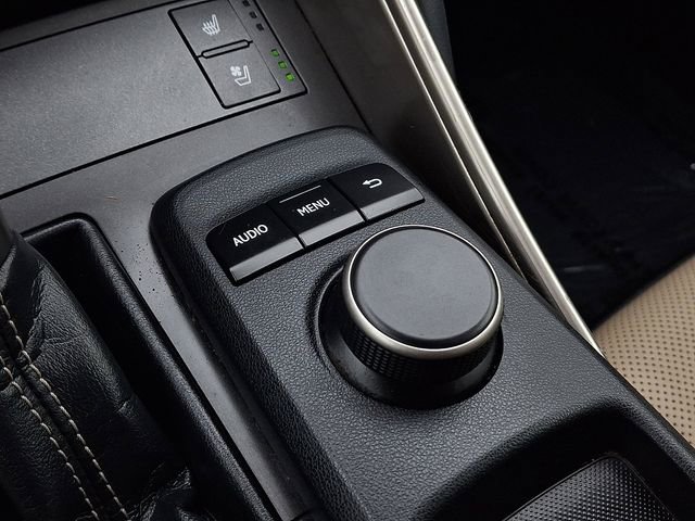 Used 2017 Lexus IS 200t w/ Premium Package RWD image 25