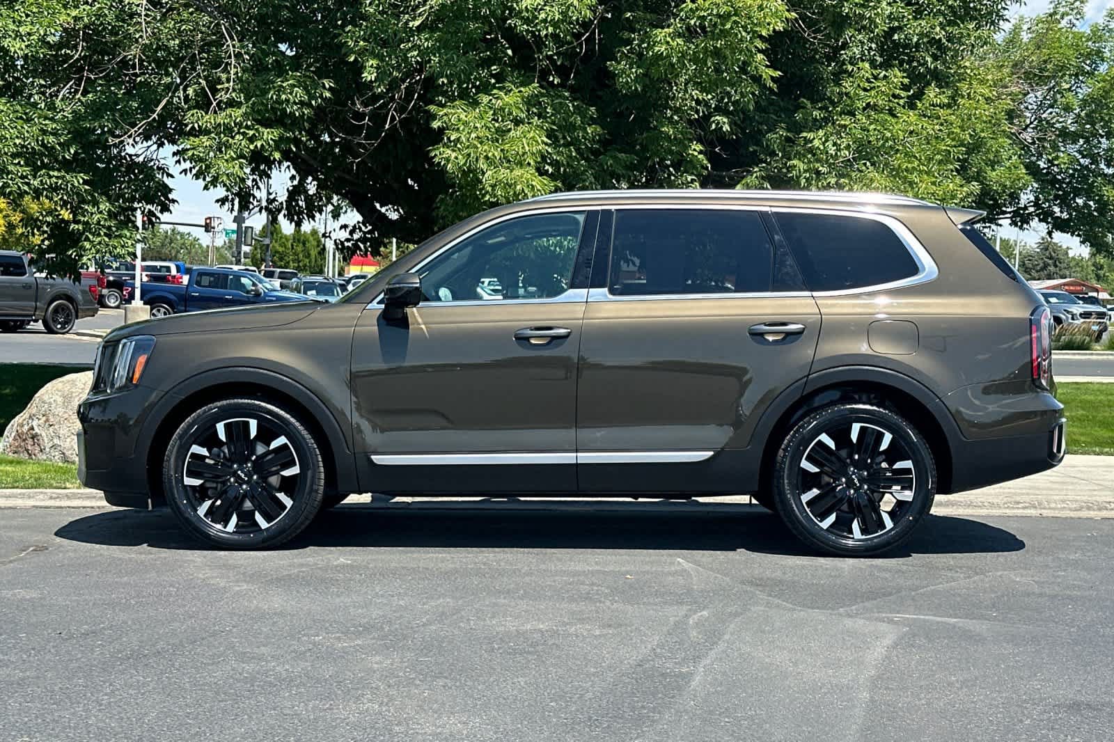 Used 2023 Kia Telluride SX Prestige AWD/4WD image 5