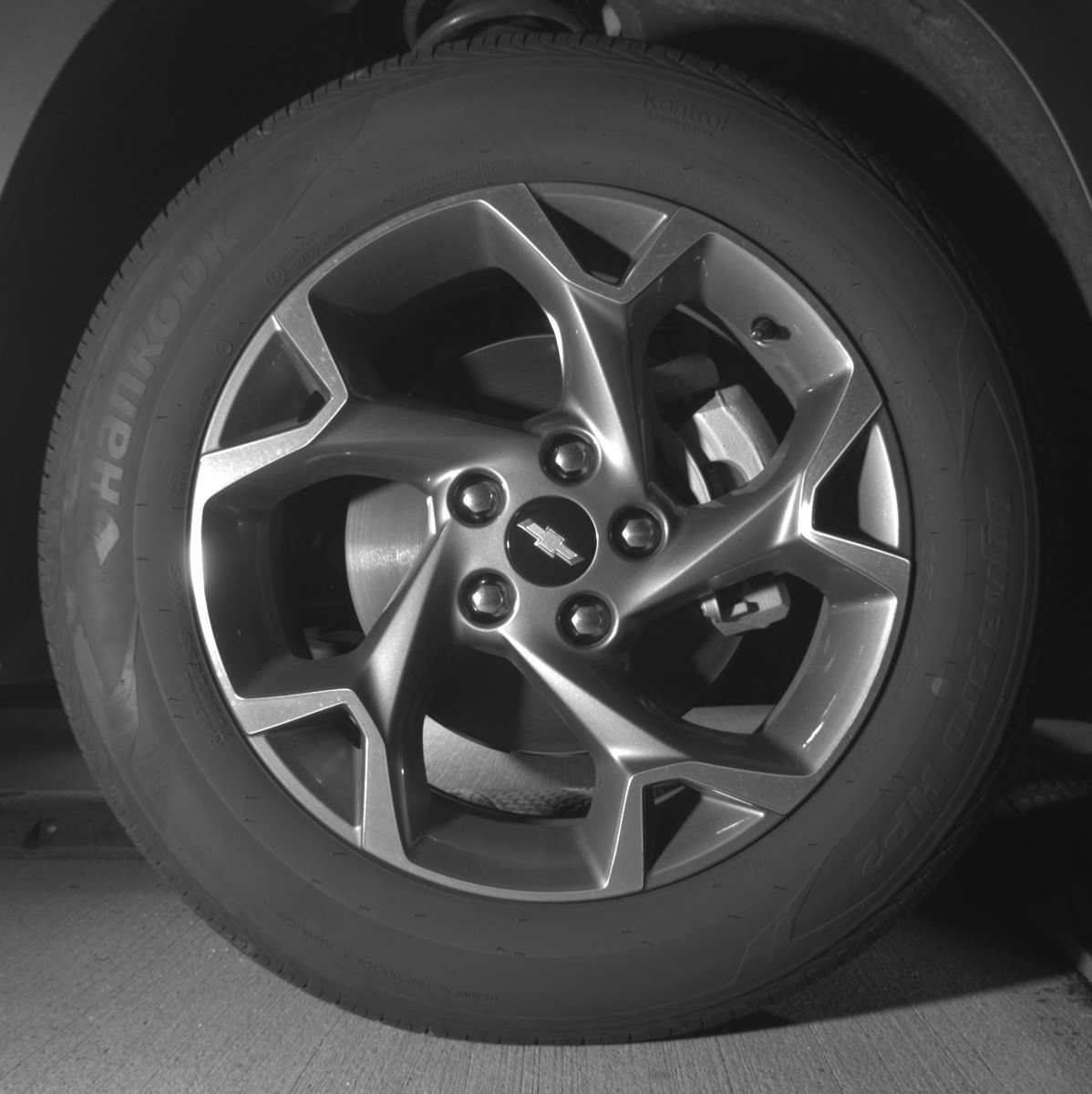 Used 2025 Chevrolet Trax LT w/ LT Convenience Package image 13