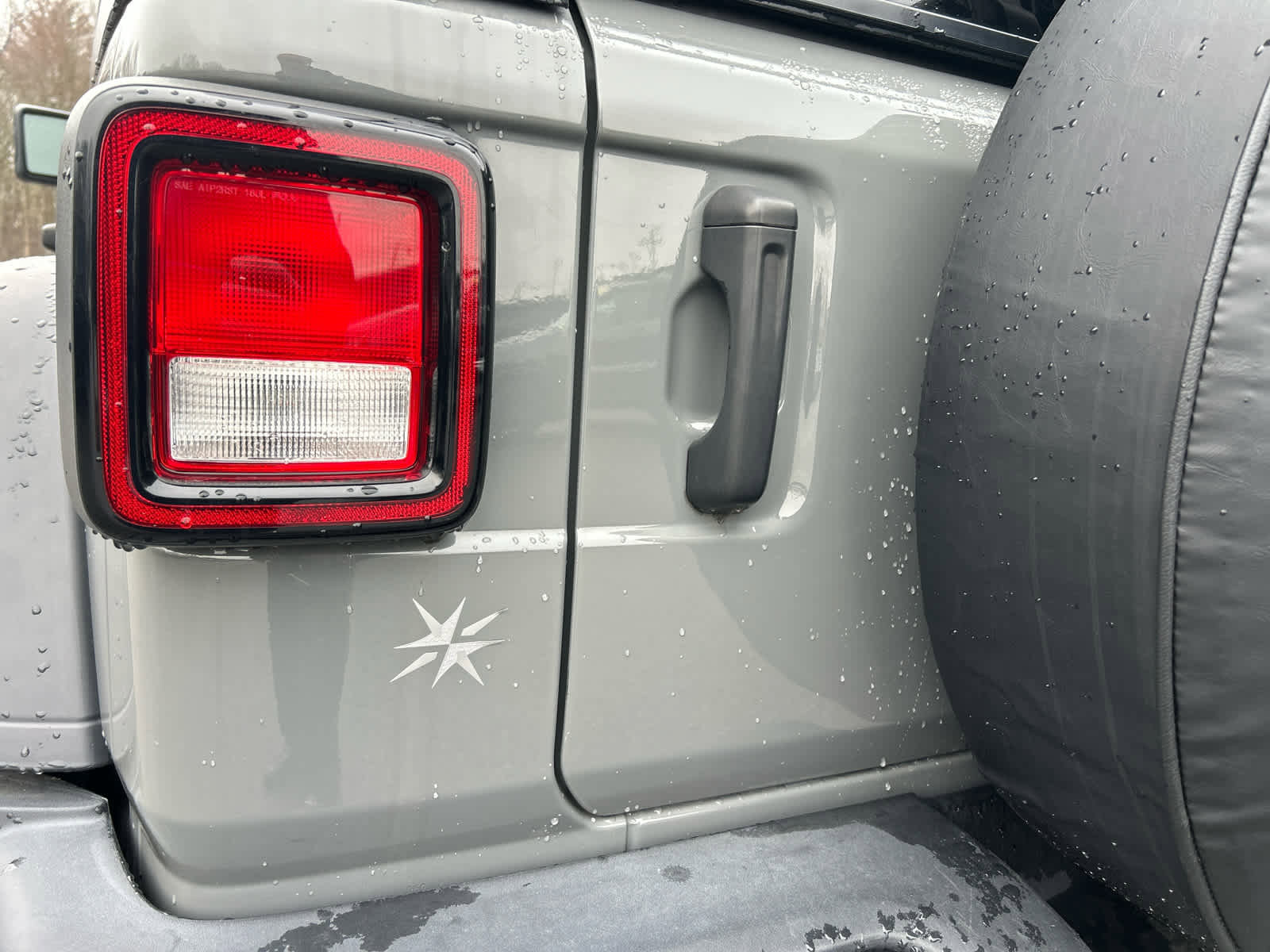 Used 2021 Jeep Wrangler Unlimited Sport image 39