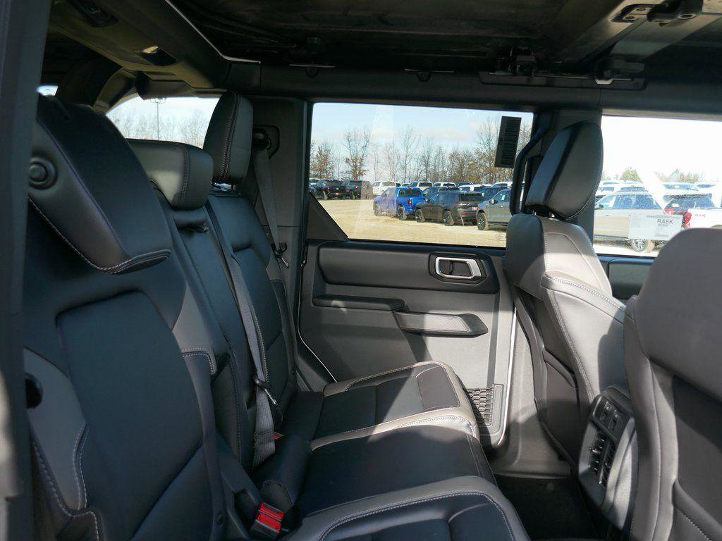 New 2025 Ford Bronco Outer Banks image 11