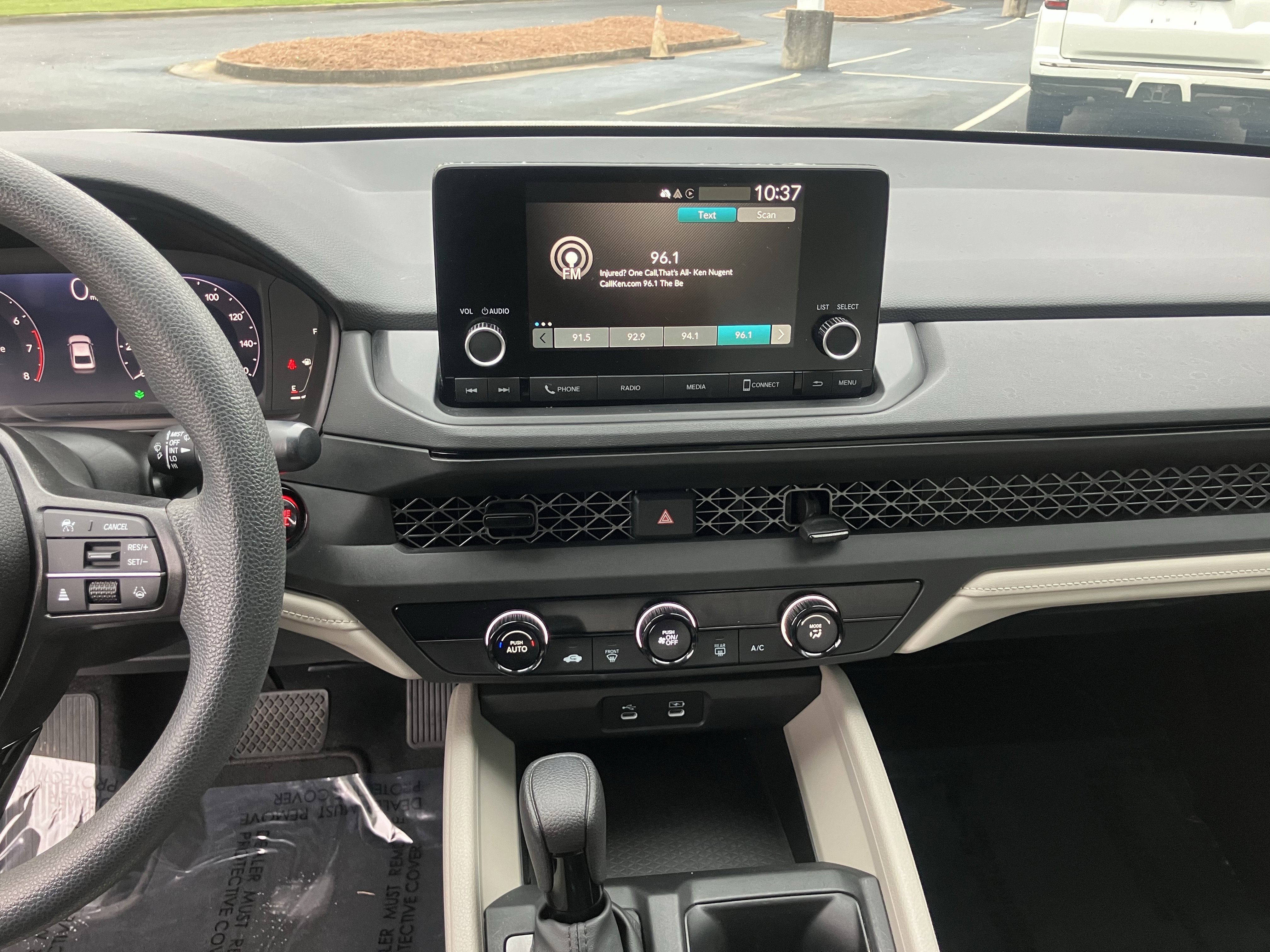 Used 2023 Honda Accord LX image 25