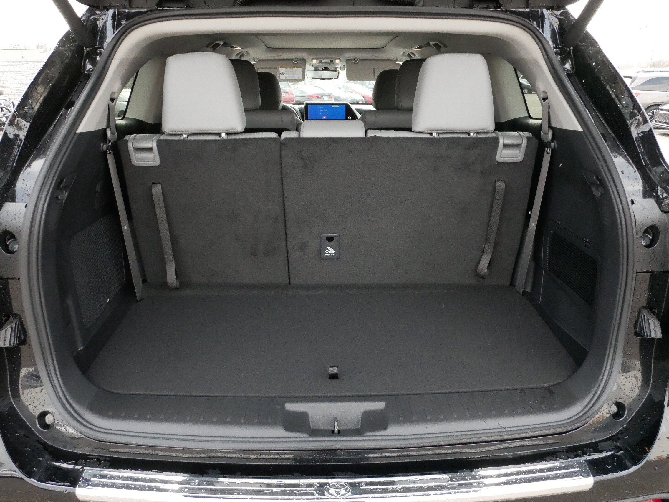 Certified 2026 Toyota Highlander Platinum AWD/4WD image 18