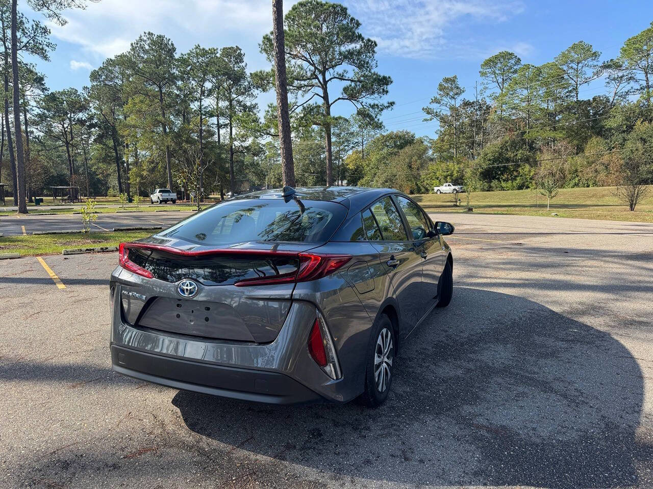 Used 2021 Toyota Prius Prime LE image 9